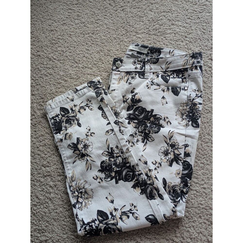 NWOT White House Black Market Floral Print Ankle Capri Length Jeans Sz 10 - Picture 4 of 10